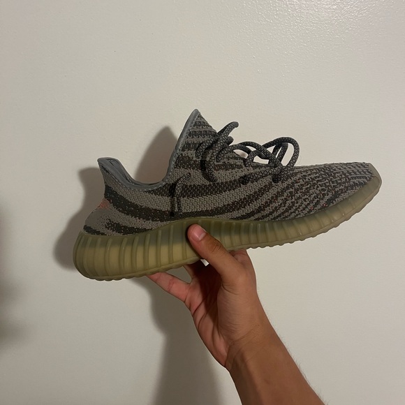 ADIDAS YEEZY BOOST 350 BELUGAS SIZE 12 MENS - Picture 3 of 11